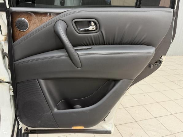 Infiniti QX56 II с пробегом 2011 года, цена 1 929 000 рублей, 323602 км, внедорожник, Автокод Объявления
