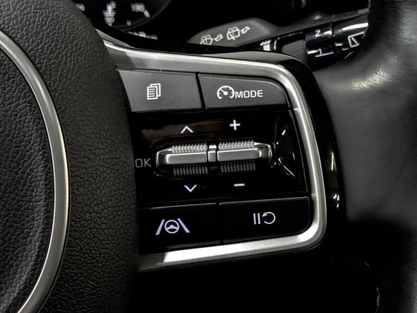 Kia Sorento IV с пробегом 2022 года, цена 3 655 000 рублей, 102450 км, внедорожник, Автокод Объявления