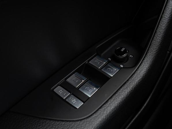 Audi A6 V (C8) с пробегом 2021 года, цена 3 620 000 рублей, 113613 км, седан, Автокод Объявления