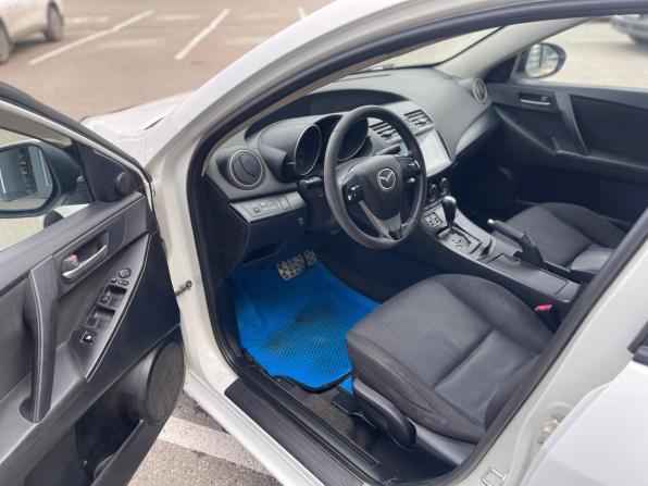 Mazda 3 II (BL) с пробегом 2011 года, цена 645 000 рублей, 433309 км, седан, Автокод Объявления