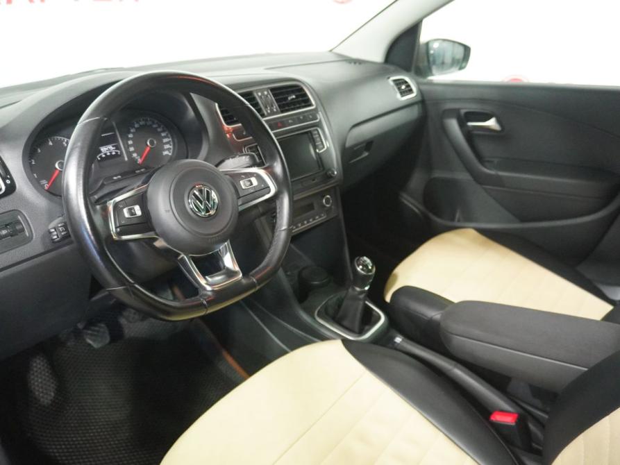 Volkswagen Polo V Рестайлинг Вологда  - изображение 9