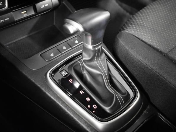 Kia Rio IV Рестайлинг с пробегом 2021 года, цена 1 724 900 рублей, 44153 км, седан, Автокод Объявления