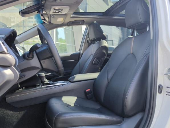 Toyota Camry VIII (XV70) Рестайлинг с пробегом 2023 года, цена 3 570 000 рублей, 37515 км, седан, Автокод Объявления