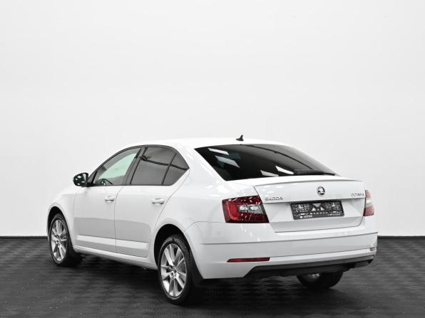 Skoda Octavia III (A7) Рестайлинг с пробегом 2019 года, цена 1 699 000 рублей, 139000 км, лифтбек, Автокод Объявления