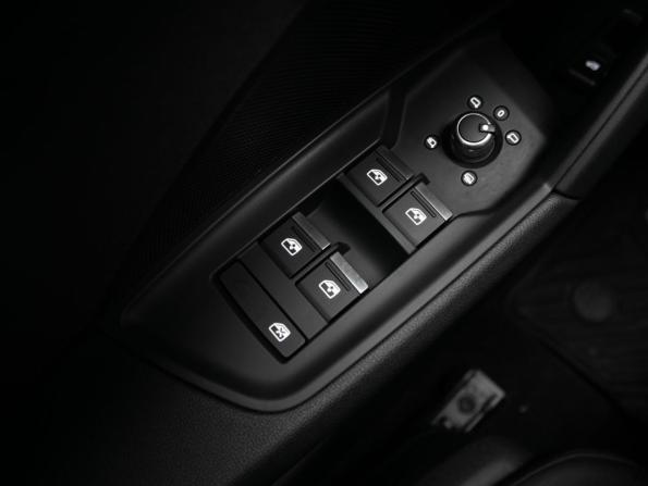 Audi A3 IV (8Y) с пробегом 2022 года, цена 3 190 000 рублей, 41572 км, хэтчбек, Автокод Объявления