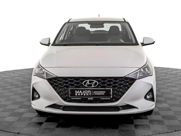 Hyundai Solaris II Рестайлинг с пробегом 2022 года, цена 1 620 000 рублей, 69491 км, седан, Автокод Объявления
