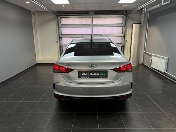 Hyundai Solaris II Рестайлинг с пробегом 2021 года, цена 1 450 000 рублей, 68815 км, седан, Автокод Объявления