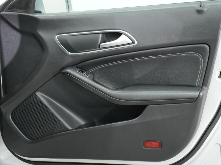 Mercedes-Benz CLA I (C117 X117) Новосибирск  - изображение 15