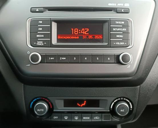 Kia Rio III Рестайлинг с пробегом 2015 года, цена 899 000 рублей, 171000 км, седан, Автокод Объявления