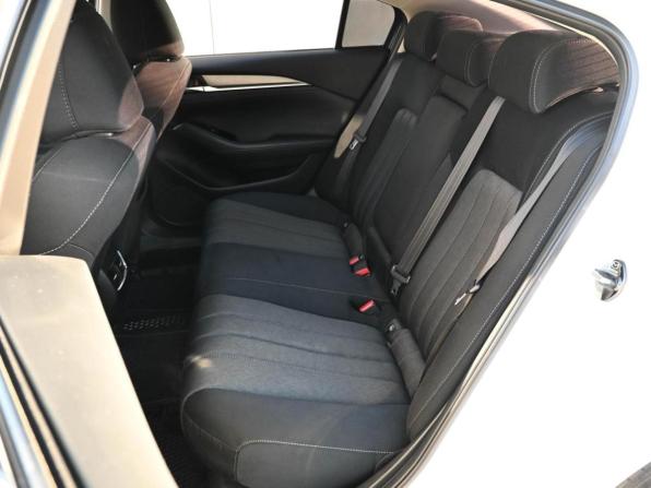 Mazda 6 III (GJ) Рестайлинг 2 с пробегом 2018 года, цена 1 799 000 рублей, 210584 км, седан, Автокод Объявления