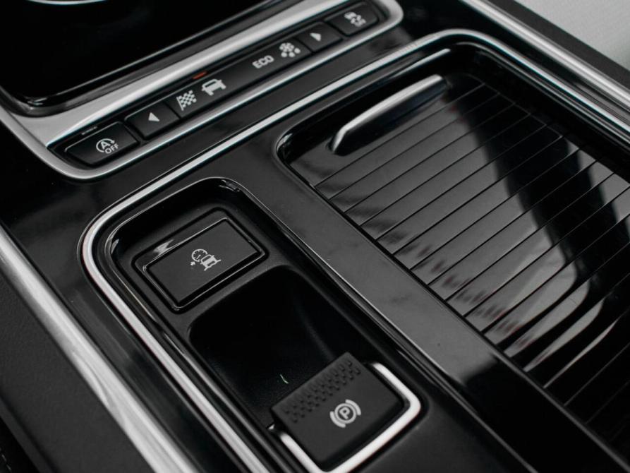 Jaguar XE I Екатеринбург  - изображение 21
