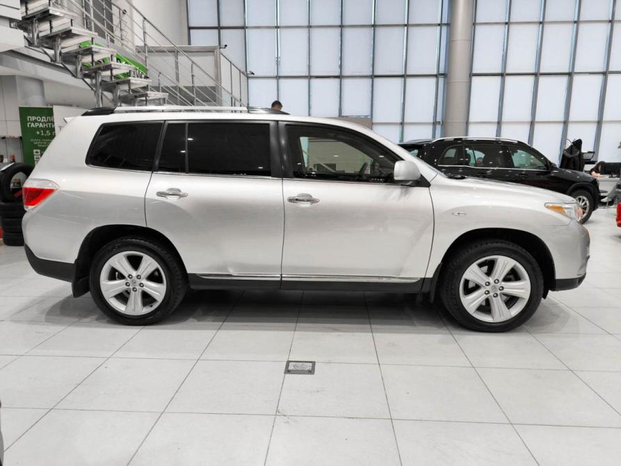 Toyota Highlander II (XU40) Рестайлинг Казань  - изображение 5