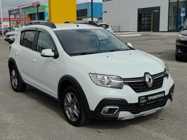 Renault Sandero II Рестайлинг с пробегом 2019 года, цена 770 000 рублей, 241148 км, хэтчбек, Автокод Объявления