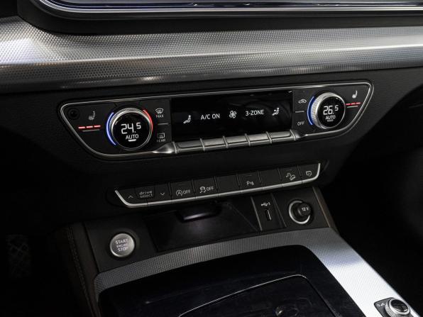 Audi Q5 II (FY) Рестайлинг с пробегом 2021 года, цена 4 349 000 рублей, 139201 км, внедорожник, Автокод Объявления