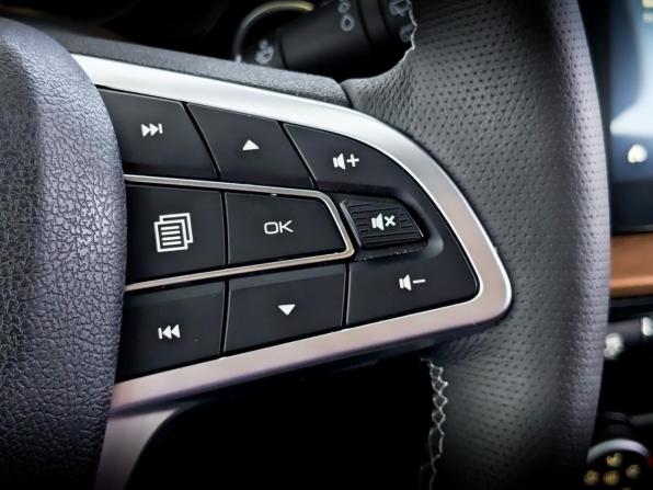Lada (ВАЗ) Vesta I Рестайлинг (NG) с пробегом 2025 года, цена 1 650 000 рублей, 8599 км, универсал, Автокод Объявления