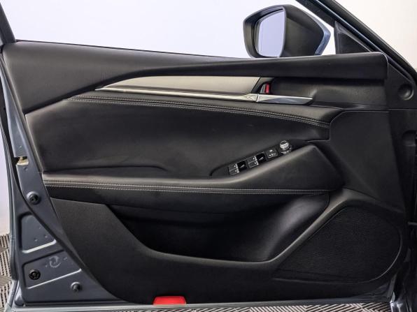 Mazda 6 III (GJ) Рестайлинг 2 с пробегом 2020 года, цена 2 200 000 рублей, 159750 км, седан, Автокод Объявления