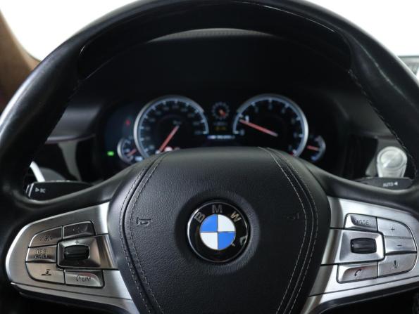 BMW 7 серии VI (G11/G12) с пробегом 2016 года, цена 2 930 000 рублей, 180261 км, седан, Автокод Объявления