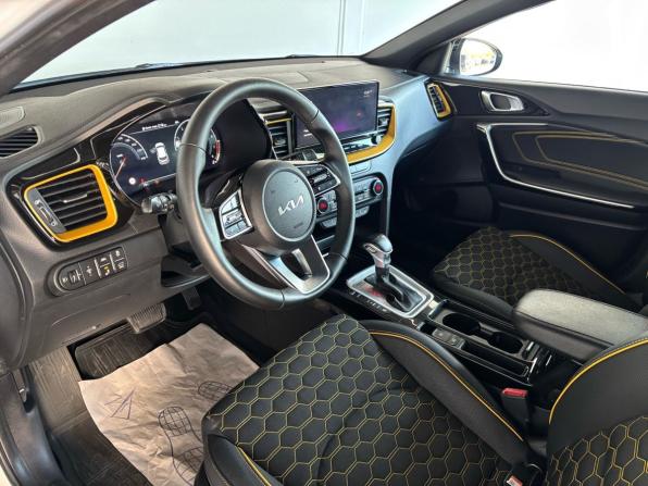 Kia XCeed I с пробегом 2021 года, цена 2 349 000 рублей, 74250 км, хэтчбек, Автокод Объявления