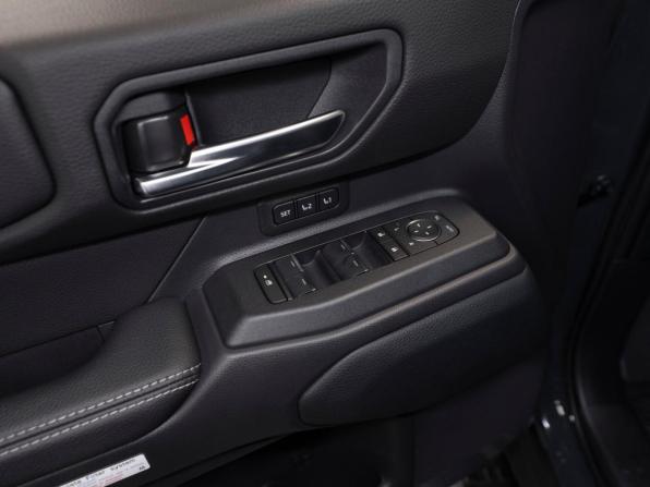 Toyota Land Cruiser Prado 250 Series с пробегом 2026 года, цена 12 800 000 рублей, 30 км, внедорожник, Автокод Объявления