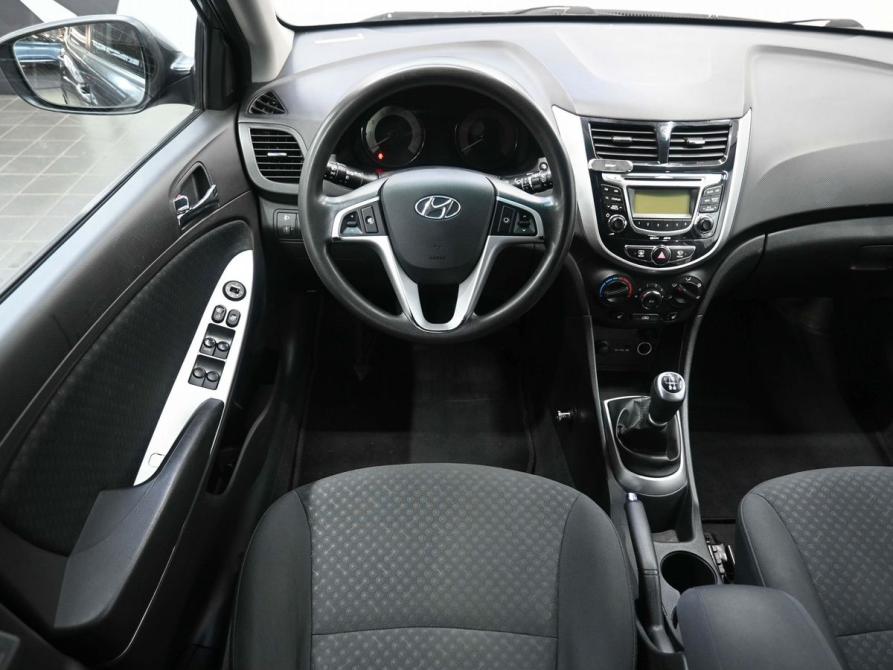 Hyundai Solaris I Ростов-на-Дону  - изображение 9