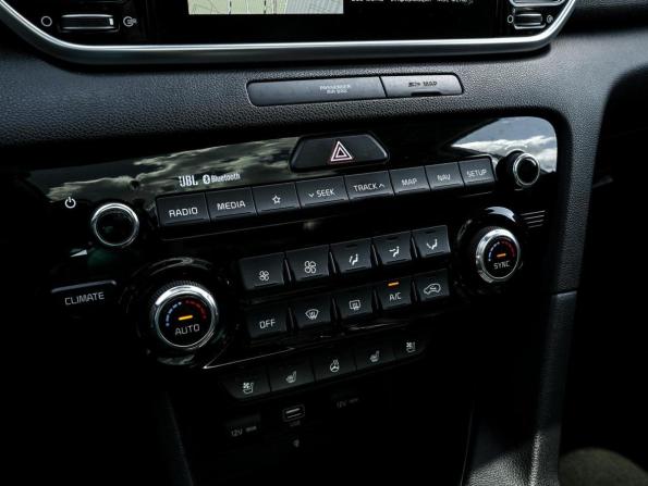 Kia Sportage IV Рестайлинг с пробегом 2019 года, цена 2 750 000 рублей, 106635 км, внедорожник, Автокод Объявления