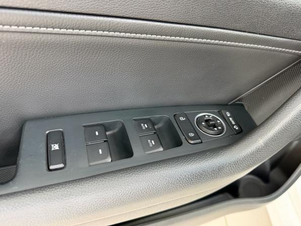 Hyundai Sonata VII (LF) Рестайлинг с пробегом 2019 года, цена 1 950 000 рублей, 123550 км, седан, Автокод Объявления