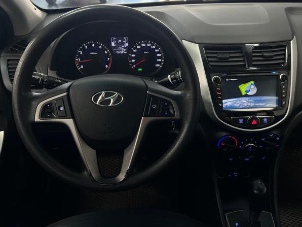 Hyundai Solaris I Рестайлинг с пробегом 2015 года, цена 845 000 рублей, 155000 км, седан, Автокод Объявления