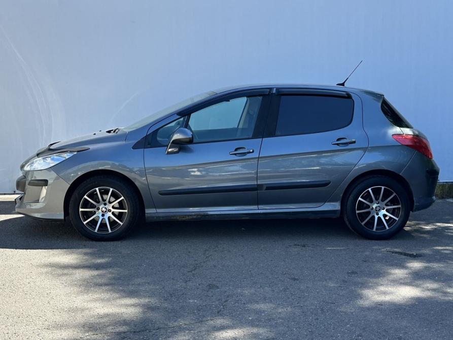 Peugeot 308 I Москва  - изображение 8