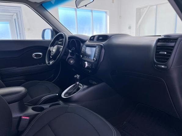 Kia Soul II Рестайлинг с пробегом 2017 года, цена 1 650 000 рублей, 117532 км, хэтчбек, Автокод Объявления