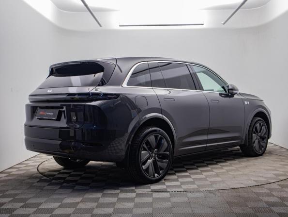 Li Auto (Lixiang) L7 I Рестайлинг с пробегом 2024 года, цена 6 820 000 рублей, 43732 км, внедорожник, Автокод Объявления