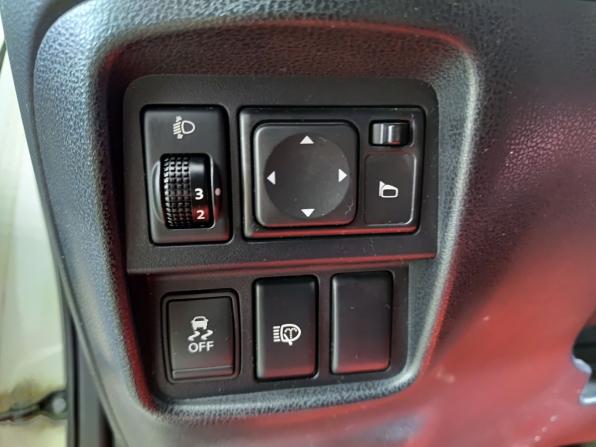 Nissan Juke I с пробегом 2012 года, цена 990 000 рублей, 132123 км, внедорожник, Автокод Объявления