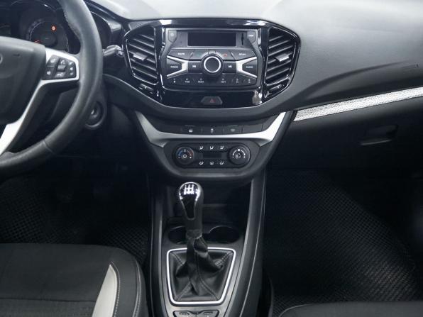 Lada (ВАЗ) Vesta I с пробегом 2021 года, цена 1 344 000 рублей, 84158 км, универсал, Автокод Объявления