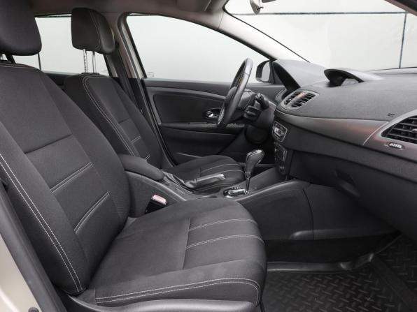 Renault Megane III Рестайлинг с пробегом 2014 года, цена 798 000 рублей, 108549 км, хэтчбек, Автокод Объявления