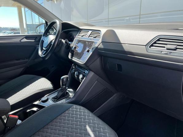 Volkswagen Tiguan II с пробегом 2019 года, цена 2 590 000 рублей, 109854 км, внедорожник, Автокод Объявления
