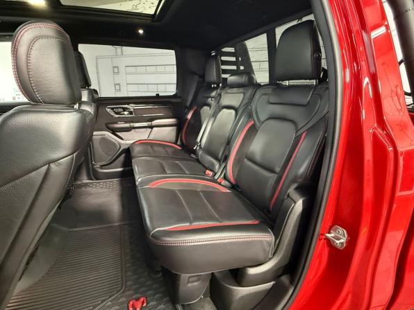 Ram 1500 V с пробегом 2021 года, цена 11 800 000 рублей, 37150 км, offers.body_type.unknown, Автокод Объявления