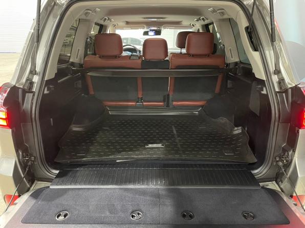 Lexus LX III Рестайлинг 2 с пробегом 2018 года, цена 7 220 000 рублей, 159350 км, внедорожник, Автокод Объявления