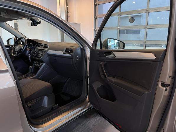Volkswagen Tiguan II с пробегом 2017 года, цена 2 455 000 рублей, 54888 км, внедорожник, Автокод Объявления