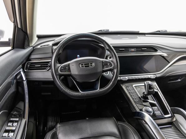 Geely Atlas Pro с пробегом 2021 года, цена 2 028 000 рублей, 38712 км, внедорожник, Автокод Объявления