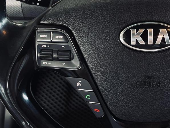 Kia Cerato III Рестайлинг (Classic) с пробегом 2019 года, цена 1 624 000 рублей, 120561 км, седан, Автокод Объявления