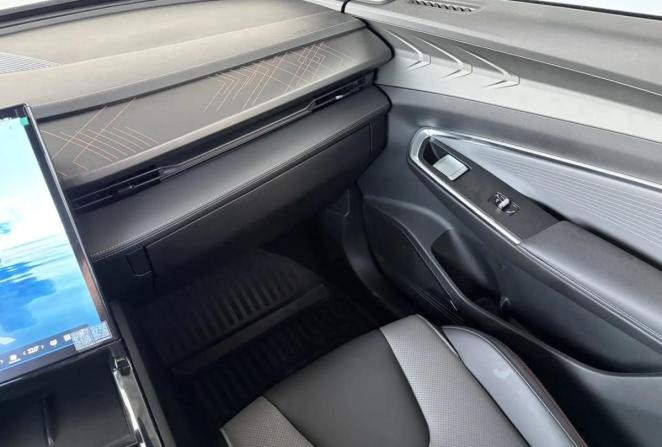Geely Cityray с пробегом 2025 года, цена 2 600 000 рублей, 58 км, внедорожник, Автокод Объявления