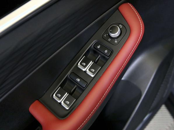 Geely Coolray I Рестайлинг с пробегом 2023 года, цена 2 160 000 рублей, 46802 км, внедорожник, Автокод Объявления