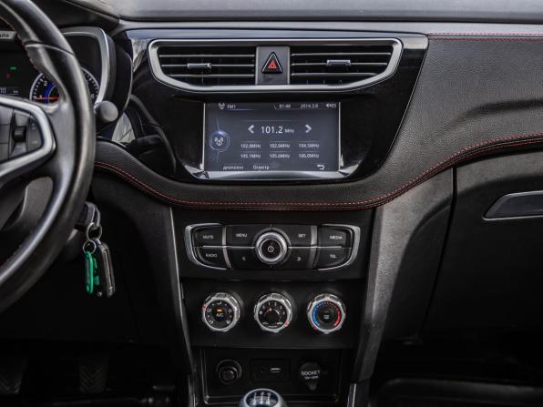 Brilliance V3 I Рестайлинг с пробегом 2019 года, цена 995 000 рублей, 95531 км, внедорожник, Автокод Объявления