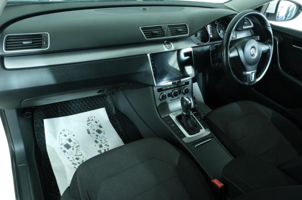 Volkswagen Passat B7 Омск  - изображение 19