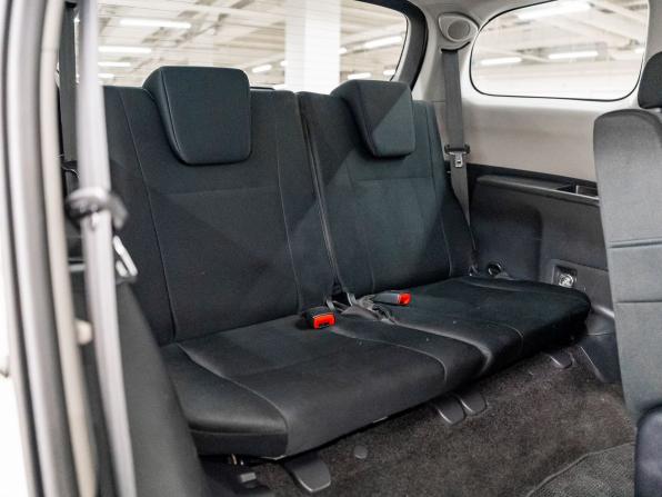 Toyota Wish II с пробегом 2010 года, цена 1 199 000 рублей, 171851 км, минивэн, Автокод Объявления