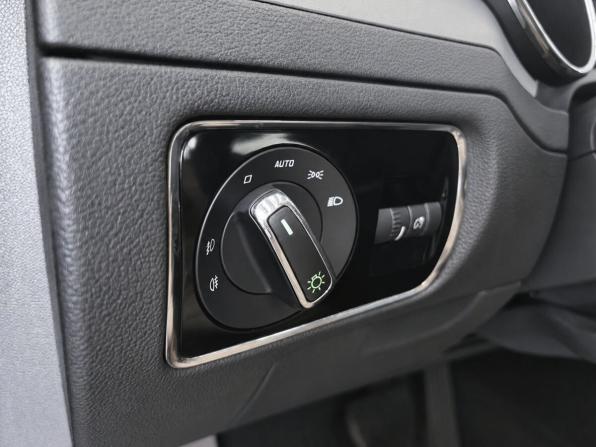 Skoda Superb II Рестайлинг с пробегом 2014 года, цена 1 599 000 рублей, 134000 км, лифтбек, Автокод Объявления