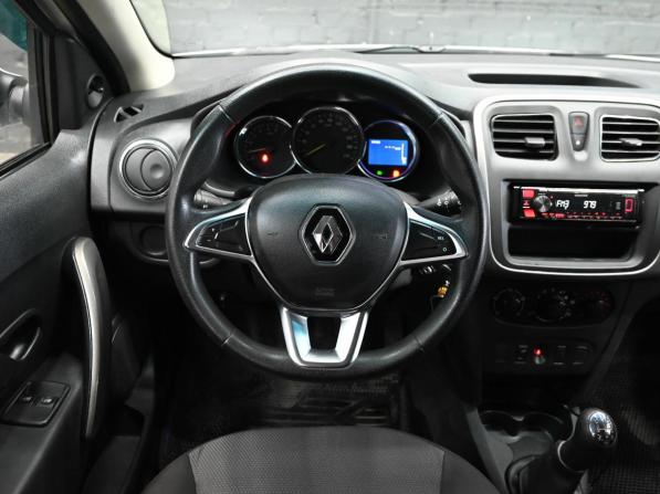 Renault Sandero II Рестайлинг с пробегом 2018 года, цена 950 000 рублей, 140385 км, хэтчбек, Автокод Объявления