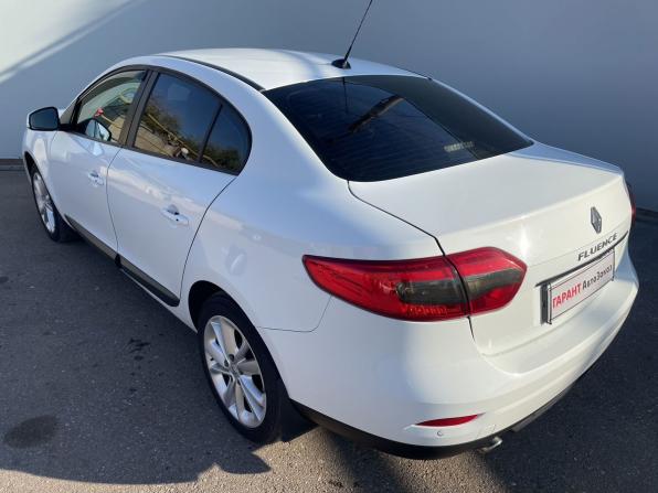 Renault Fluence I Рестайлинг с пробегом 2016 года, цена 895 000 рублей, 238216 км, седан, Автокод Объявления
