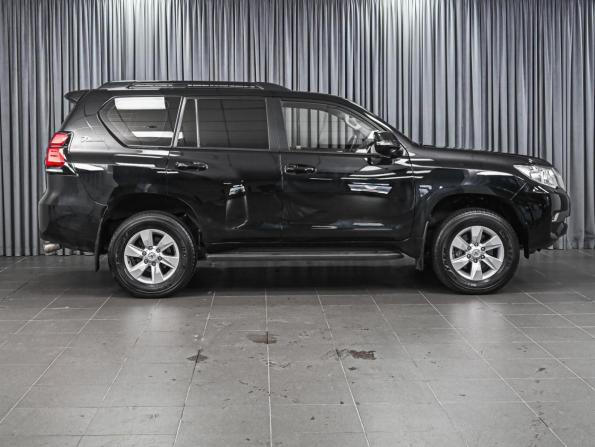 Toyota Land Cruiser Prado 150 Series Рестайлинг 3 с пробегом 2022 года, цена 5 749 000 рублей, 65822 км, внедорожник, Автокод Объявления
