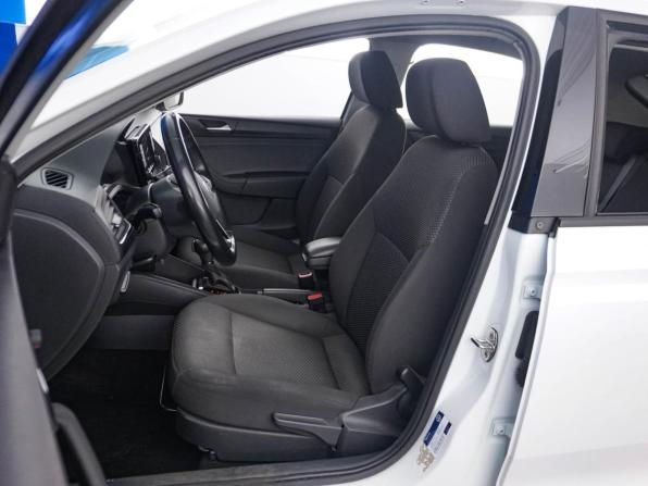 Volkswagen Polo VI с пробегом 2022 года, цена 1 599 077 рублей, 96555 км, лифтбек, Автокод Объявления