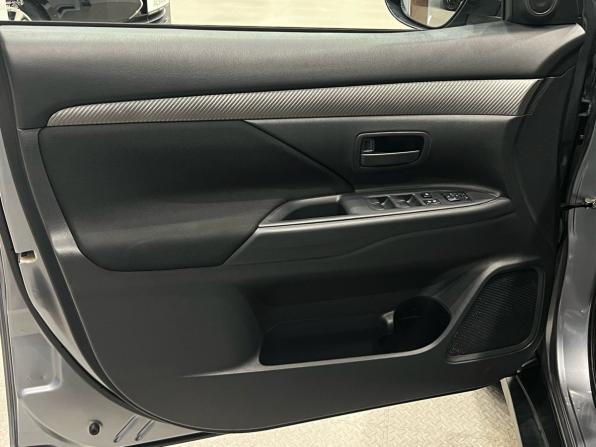 Mitsubishi Outlander III с пробегом 2013 года, цена 1 080 000 рублей, 210000 км, внедорожник, Автокод Объявления